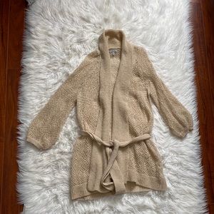 Beige/gold thread cardigan with belt